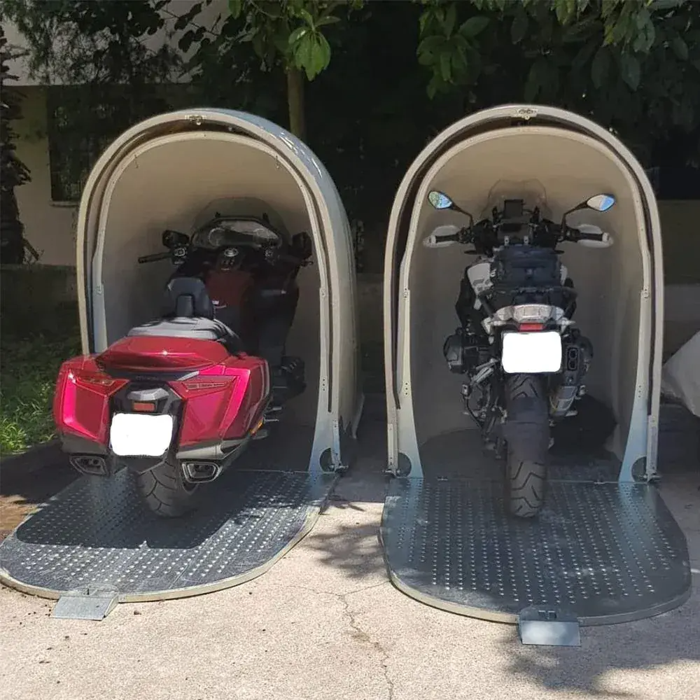 The best solution for motorcycle storage💋